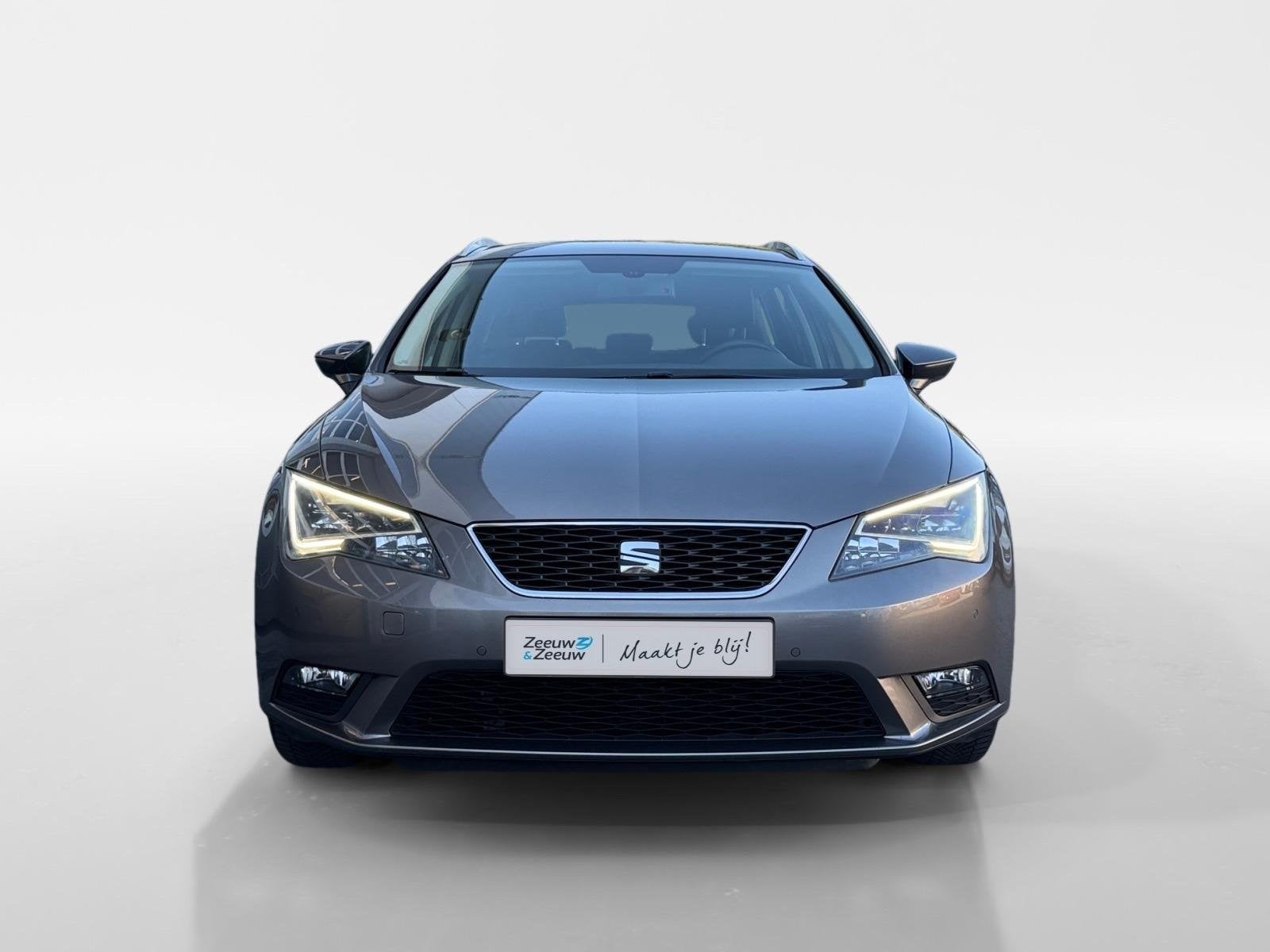 SEAT Leon ST 1.2 TSI Style First Edition | AUTOMAAT | TREKHA, Gebruikt, Zwart, 4 cilinders, Leon