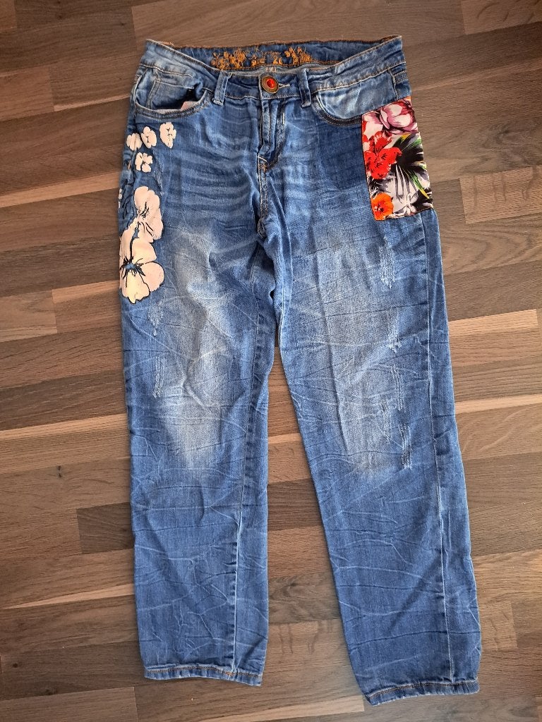 jeans mt 26, 27, 28, Desigual, Mos Mosh, Cecil, wit of blauw, Ophalen of Verzenden, Zo goed als nieuw, Blauw, W27 (confectie 34) of kleiner