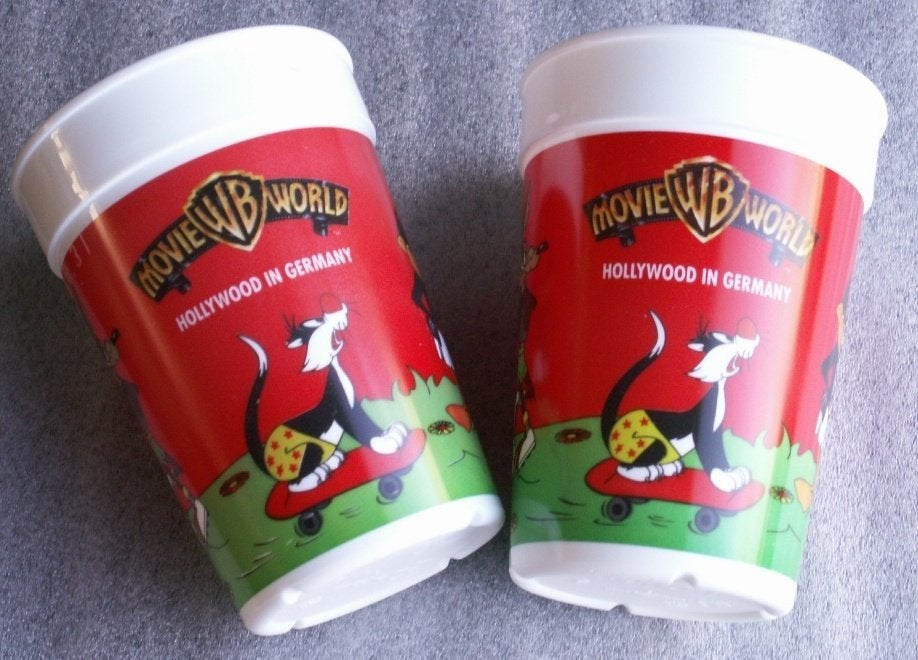 2 x Drinkbeker WB Movieworld Looney tunes, Ophalen of Verzenden, Overige figuren, Nieuw, Beeldje of Figuurtje