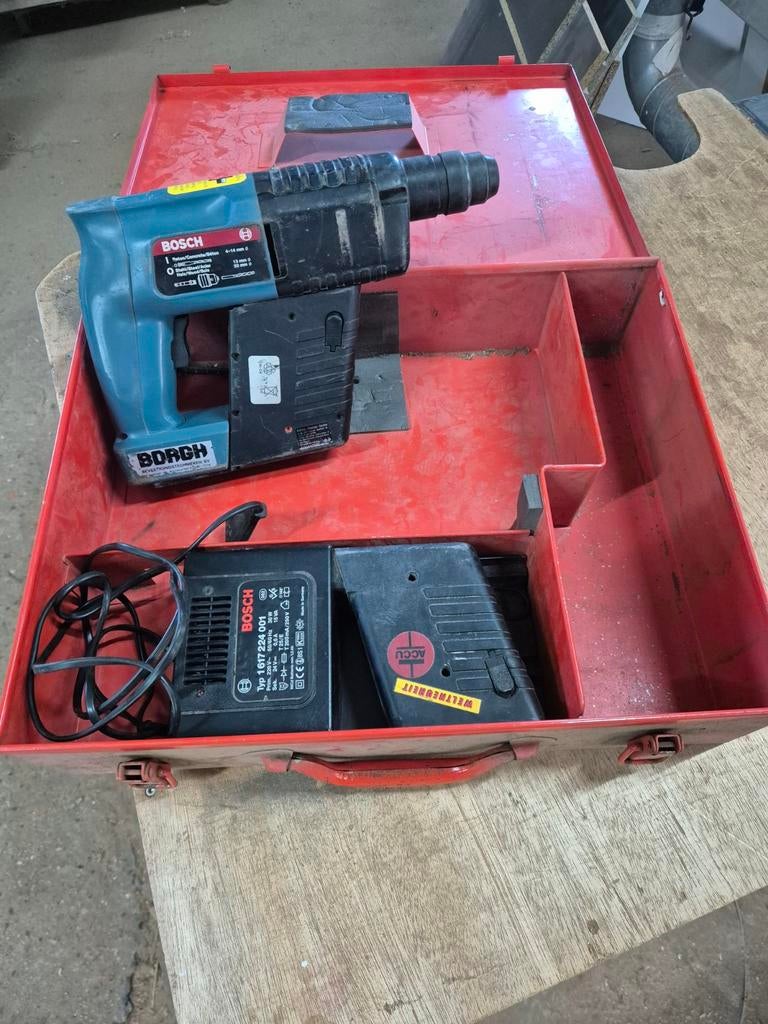 Bosch Accu Klopboormachine met Lader en Accu, Gebruikt, Minder dan 400 watt, Klopboormechanisme, Ophalen