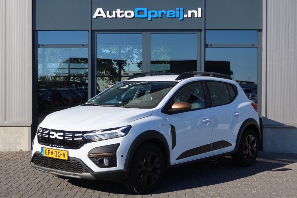 Dacia SANDERO STEPWAY 1.0 TCe 90 Extreme AUTOMAAT Clima, NAV, Auto's, Euro 6, Wit, Origineel Nederlands, 91 pk
