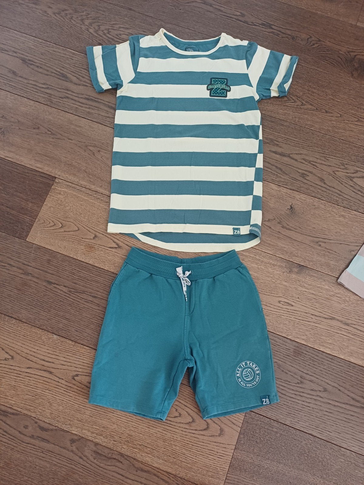 Z8 set shirt en broek maat 140/146, Ophalen of Verzenden, Gebruikt, Maat 140