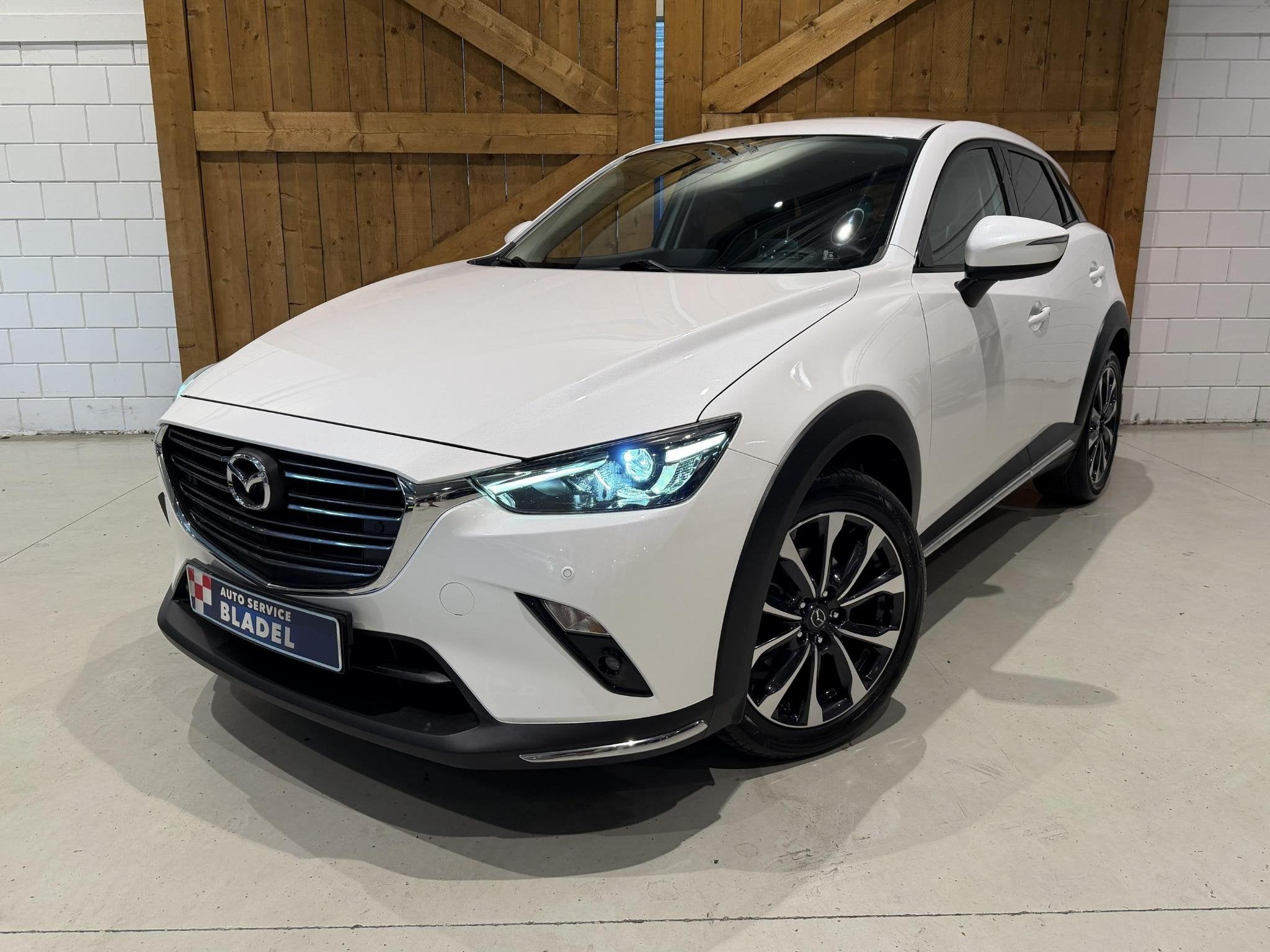 Mazda CX-3 2.0 SkyActiv-G Apple carplay/Camera/Headup/Clima, 1998 cc, Stof, 4 cilinders, Wit