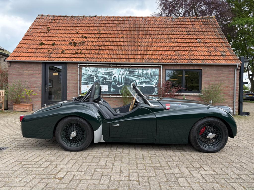 Triumph TR3A, 1960, Overdrive, Auto's, 2238 cc, Achterwielaandrijving, Zwart, Cabriolet
