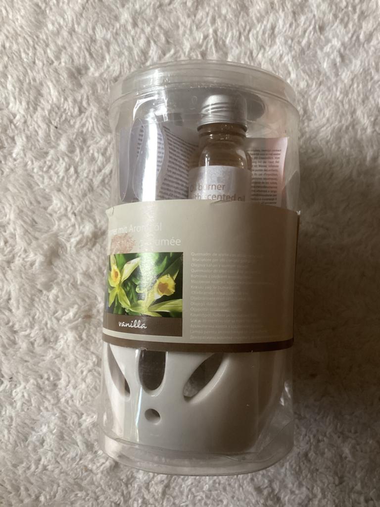 Oliebrander met 3 verschillende geuroliën., Ophalen of Verzenden, Zo goed als nieuw, Overige materialen, Minder dan 25 cm