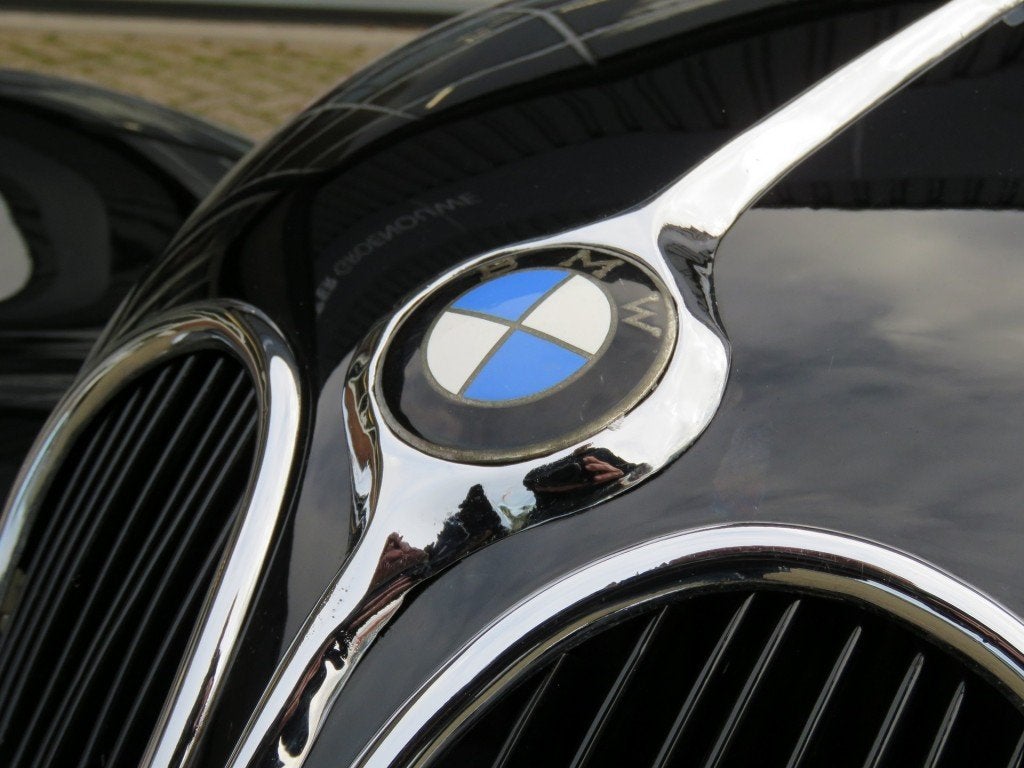 Bmw 3-SERIE 327 / 28 cabriolet / 6 Cil / Vleugelwielmoer / B, Auto's, 1971 cc, Cabriolet, Zwart, Bedrijf