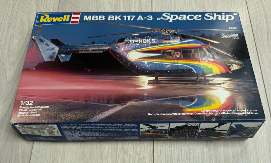 Revell MBB BK 117 A-3 "Space Ship" modelbouw helikopter, Ophalen of Verzenden, Zo goed als nieuw, Revell