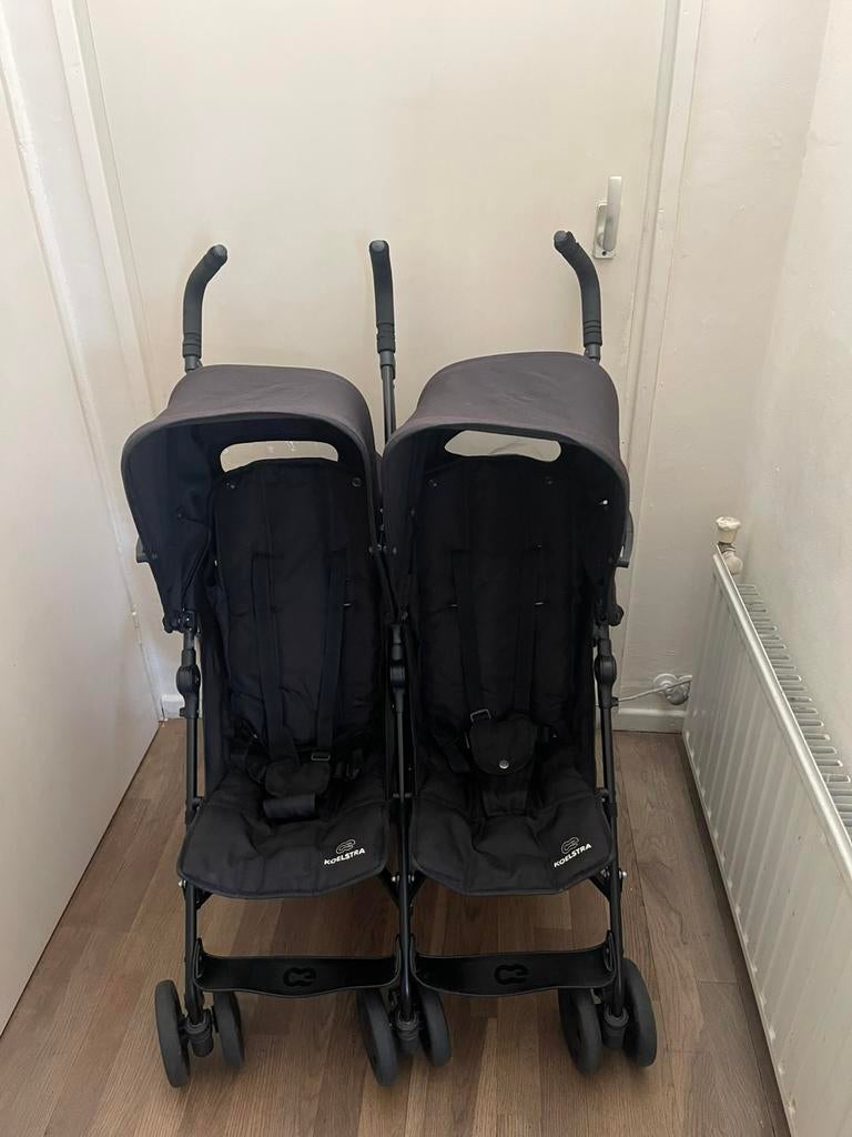 Koelstra Simba Twin buggy inclusief regenhoes!, Kinderen en Baby's, Ophalen, Zo goed als nieuw, Kinderwagen of Buggy