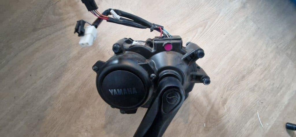 Yamaha e-bike motor, 2 stuks, defect, Fietsen en Brommers, Fietsonderdelen, Gebruikt, Yamaha, Motor, Aluminium