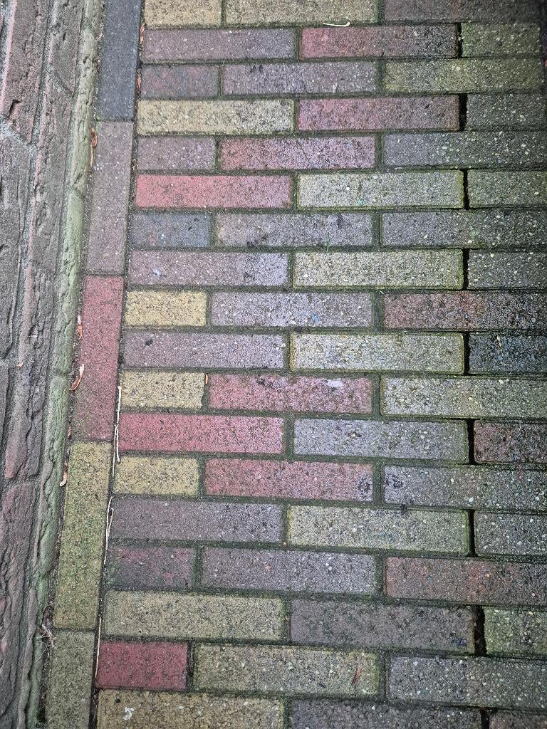 Betonwaaltjes 20x5 cm ongeveer 170 stuks, Tuin en Terras, Tegels en Klinkers, Ophalen, Gebruikt, Klinkers, Minder dan 5 m²