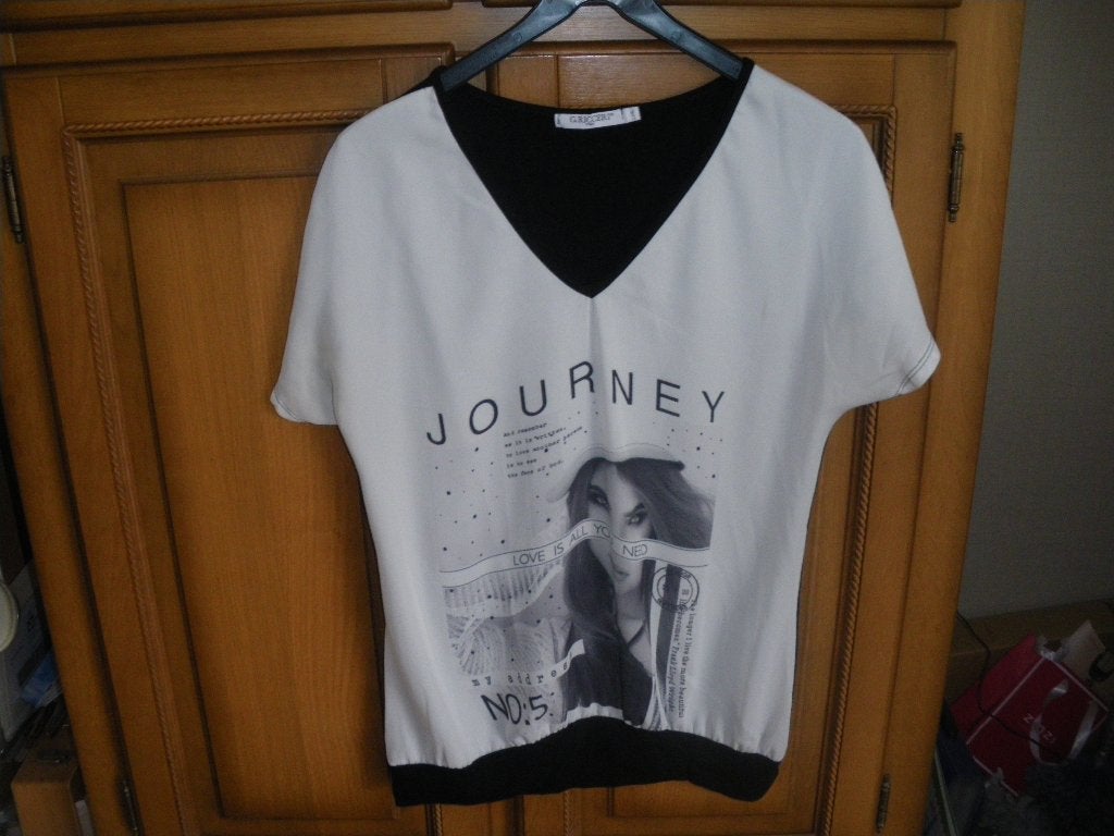 nieuw leuk zomer shirt v hals mooie print g ricceri maat 40, Maat 38/40 (M), Zwart, Ophalen of Verzenden, Zo goed als nieuw
