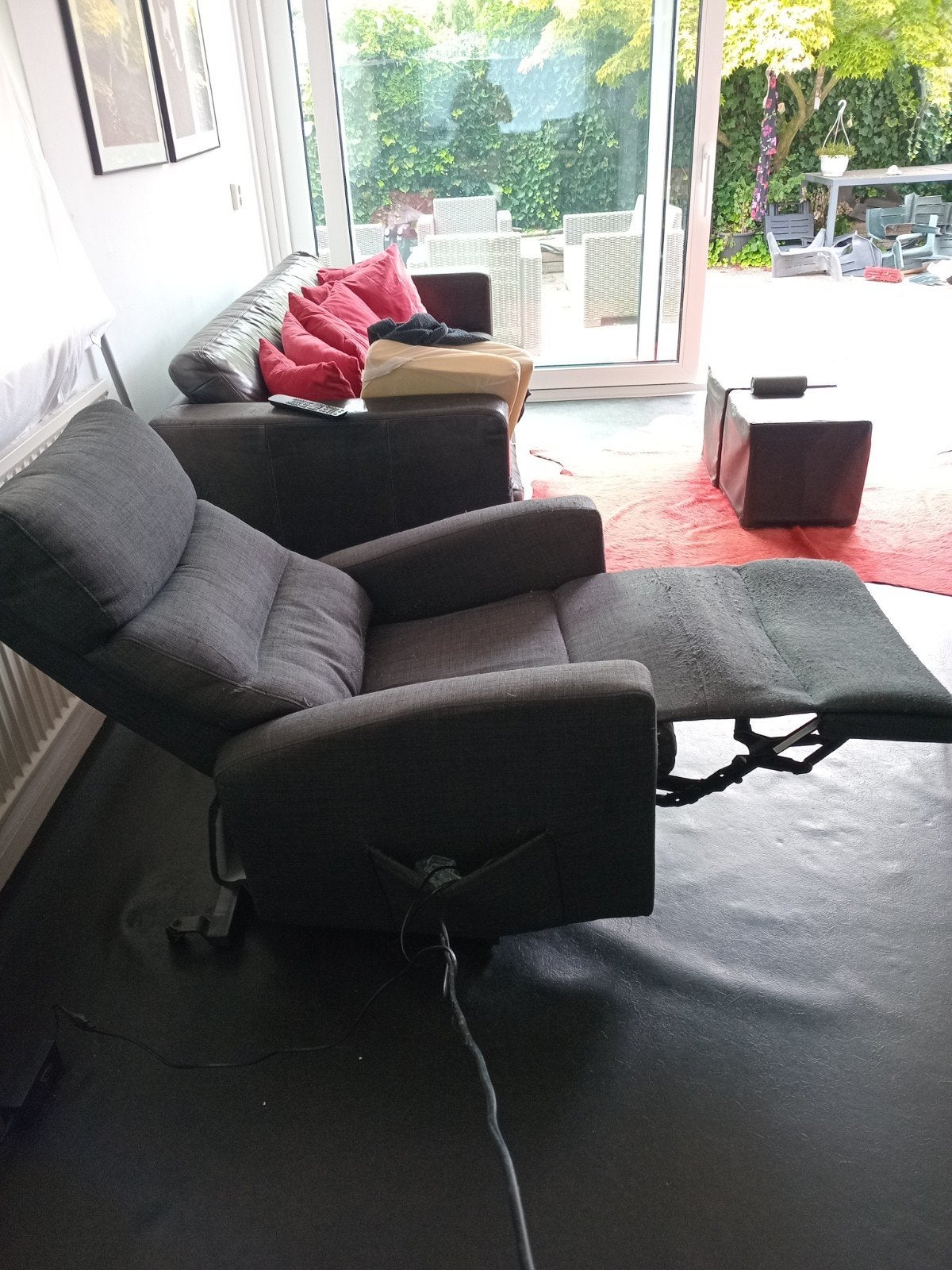 Sta-op Stoel / Relaxstoel - Grijs Stof, Ophalen, Gebruikt, Modern, Comfort, 75 tot 100 cm