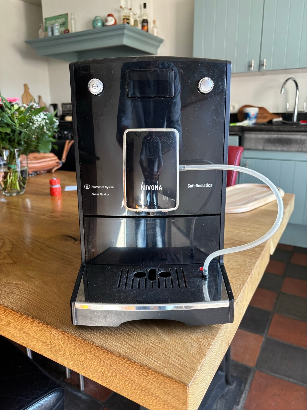 Nivona CafeRomatica volautomatische koffiemachine, Afneembaar waterreservoir, Gebruikt, Koffiemachine, 4 tot 10 kopjes