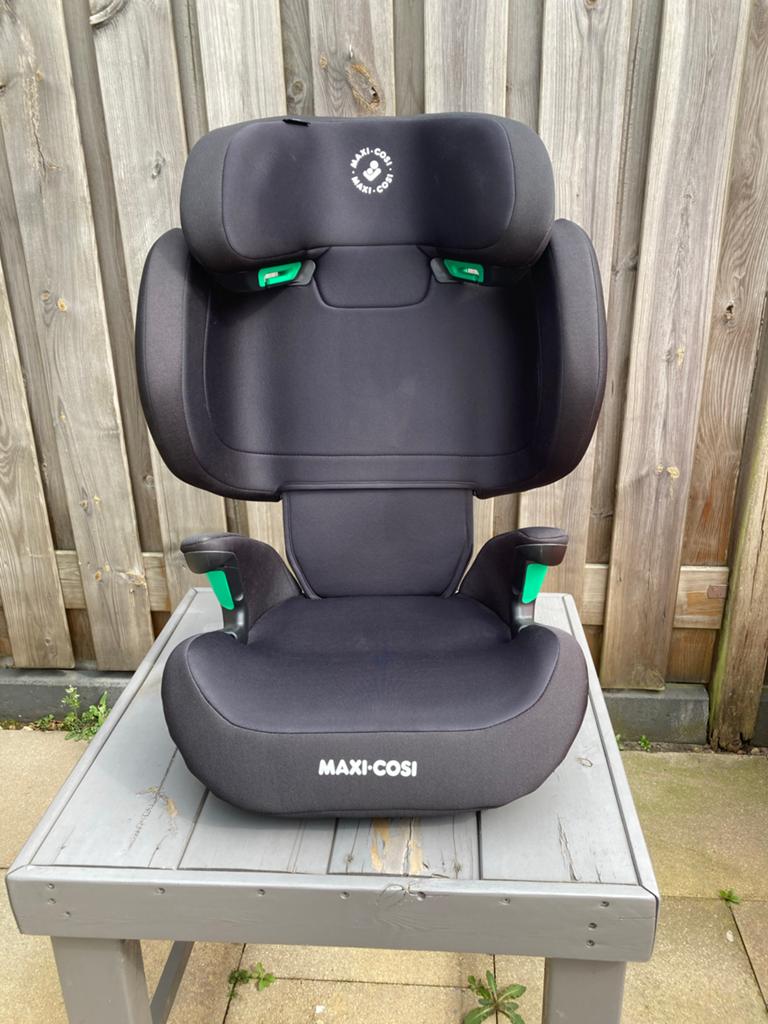 Maxi-Cosi RodiFix i-Size autostoel - Zwart, Ophalen, 15 t/m 36 kg, Afneembare rugleuning, Zo goed als nieuw