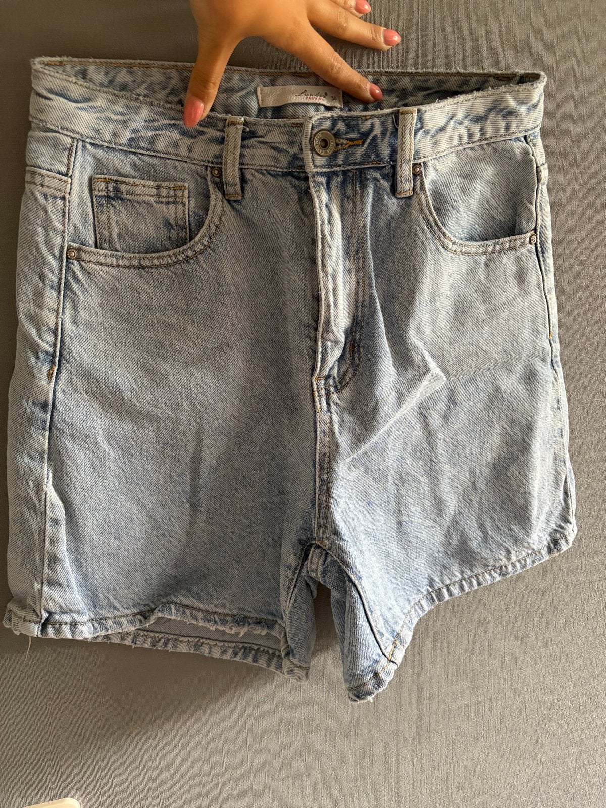 Laulia korte broek/jort maat S in nieuwe staat, Blauw, Nieuw, Ophalen of Verzenden, Driekwart