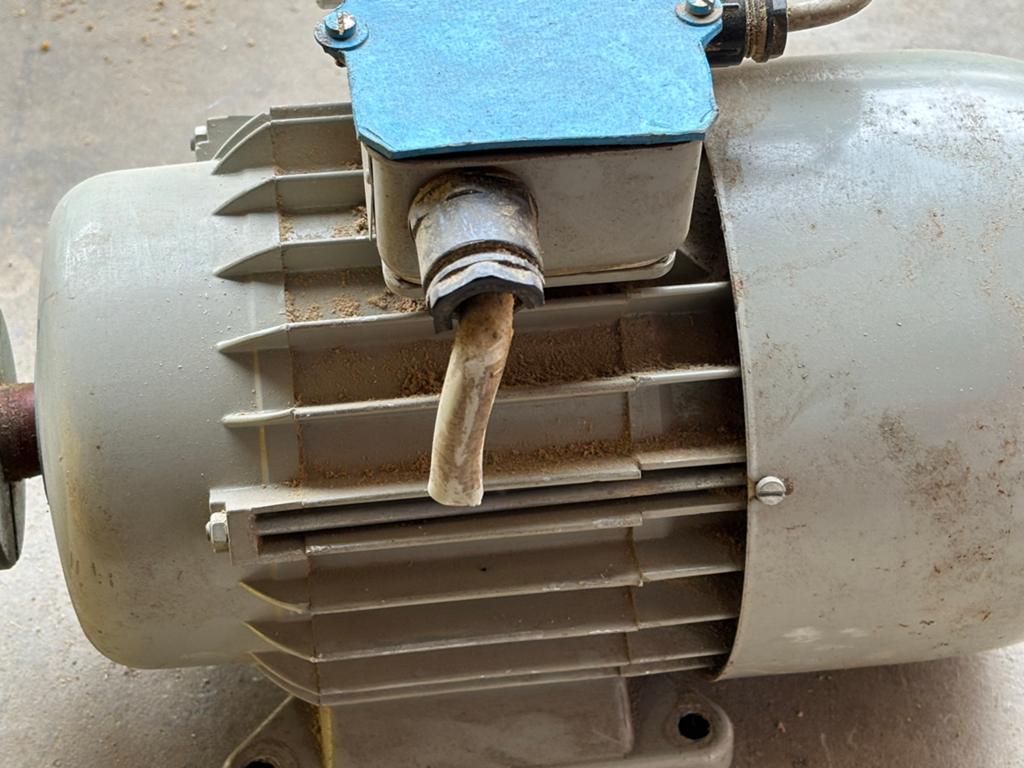 Sterke Elektromotor VEB Grünhaim DDR - 800W, 2910 U/min, Ophalen, Gebruikt, Elektromotor, 1800 rpm of meer