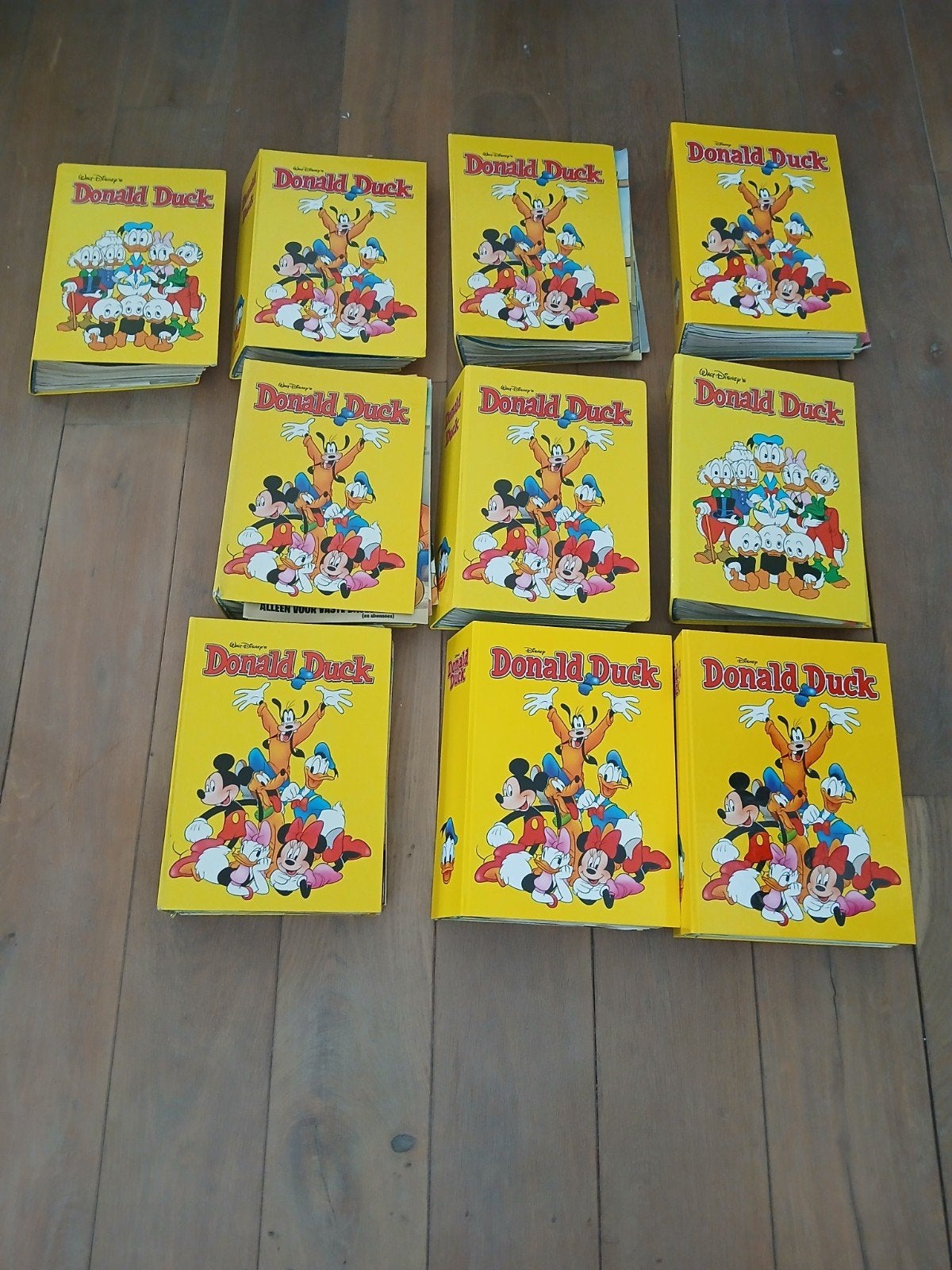 Donald Duck Jaargangen 2004, 2010, 2013, 2016, 2022, Meerdere stripboeken, Verzenden, Gelezen