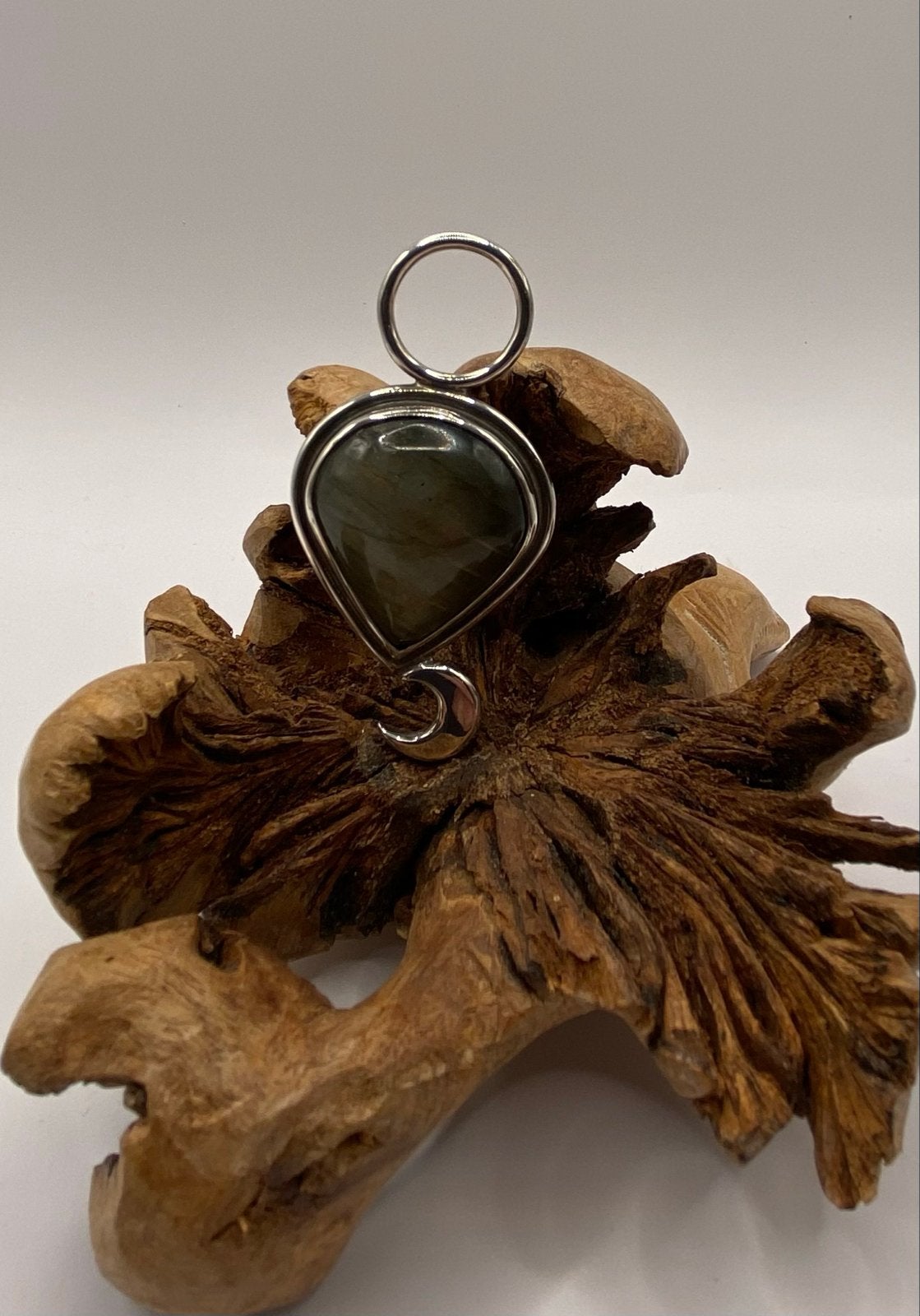 Labradoriet Hanger - Beschermende Steen voor Creativiteit, Sieraden, Tassen en Uiterlijk, Kettingen, Overige kleuren, Nieuw, Ophalen of Verzenden