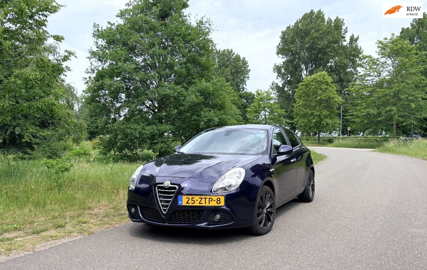 Alfa Romeo Giulietta 2.0 JTDm VERKOCHT., Euro 5, 1295 kg, 4 cilinders, Blauw