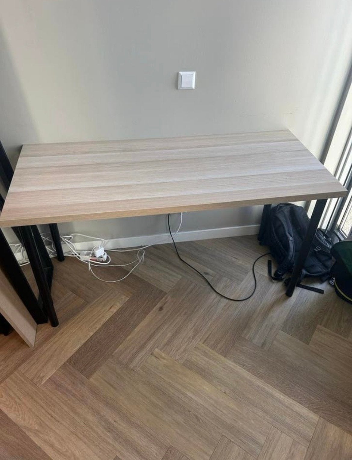 IKEA LAGKAPTEN / ADILS Bureau - Hoogte verstelbaar, Huis en Inrichting, Bureaus, Ophalen, Spaanplaat of MDF, In hoogte verstelbaar