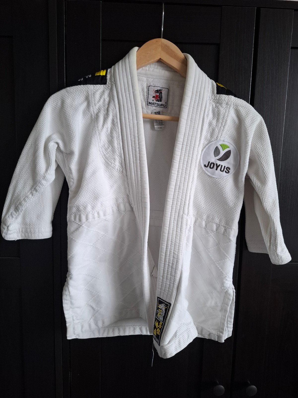 Matsuru Judo pak - jas  120/ broek 130, Gebruikt, Judo, Vechtsportpak, Ophalen of Verzenden
