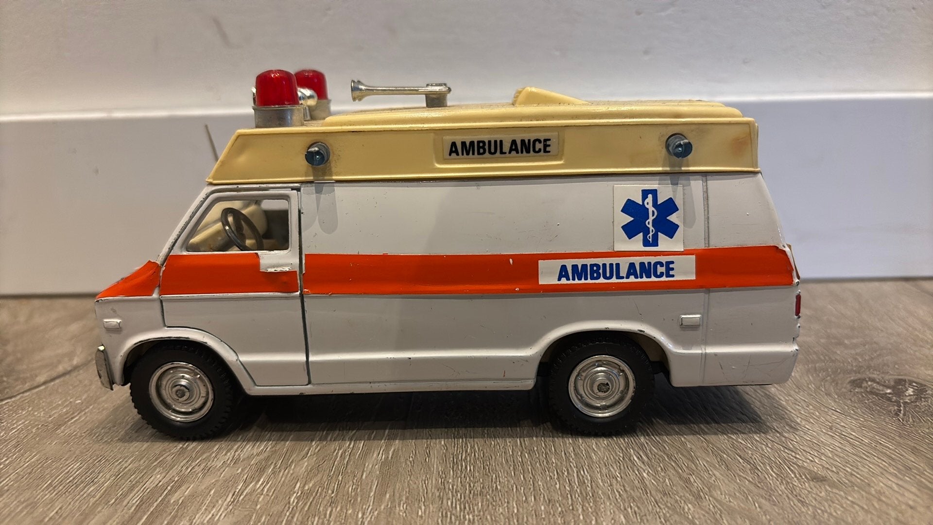 Dodge van Ambulance, Ophalen of Verzenden, Gebruikt, Auto, Overige merken