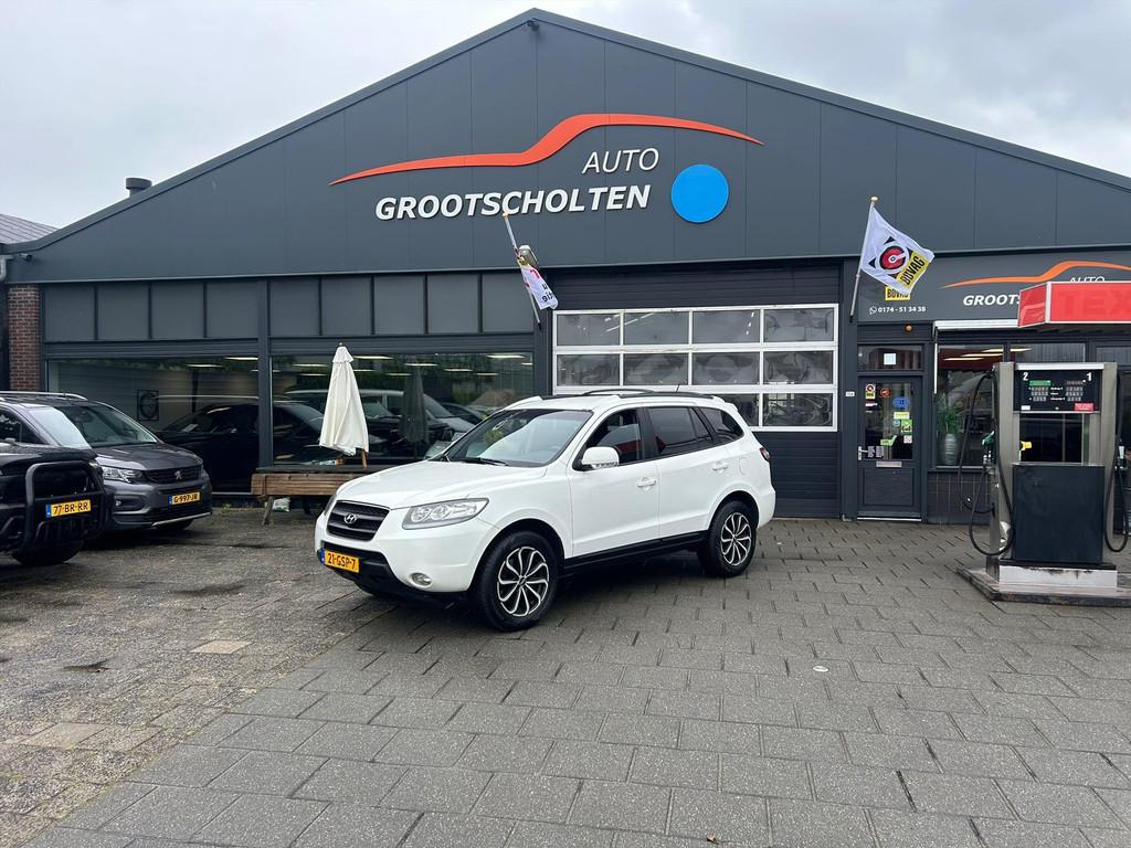 HYUNDAI Santa Fe 2.7 2WD 7-ST Dynamic inruiler !, Auto's, Santa Fe, Gebruikt, 2000 kg, Wit