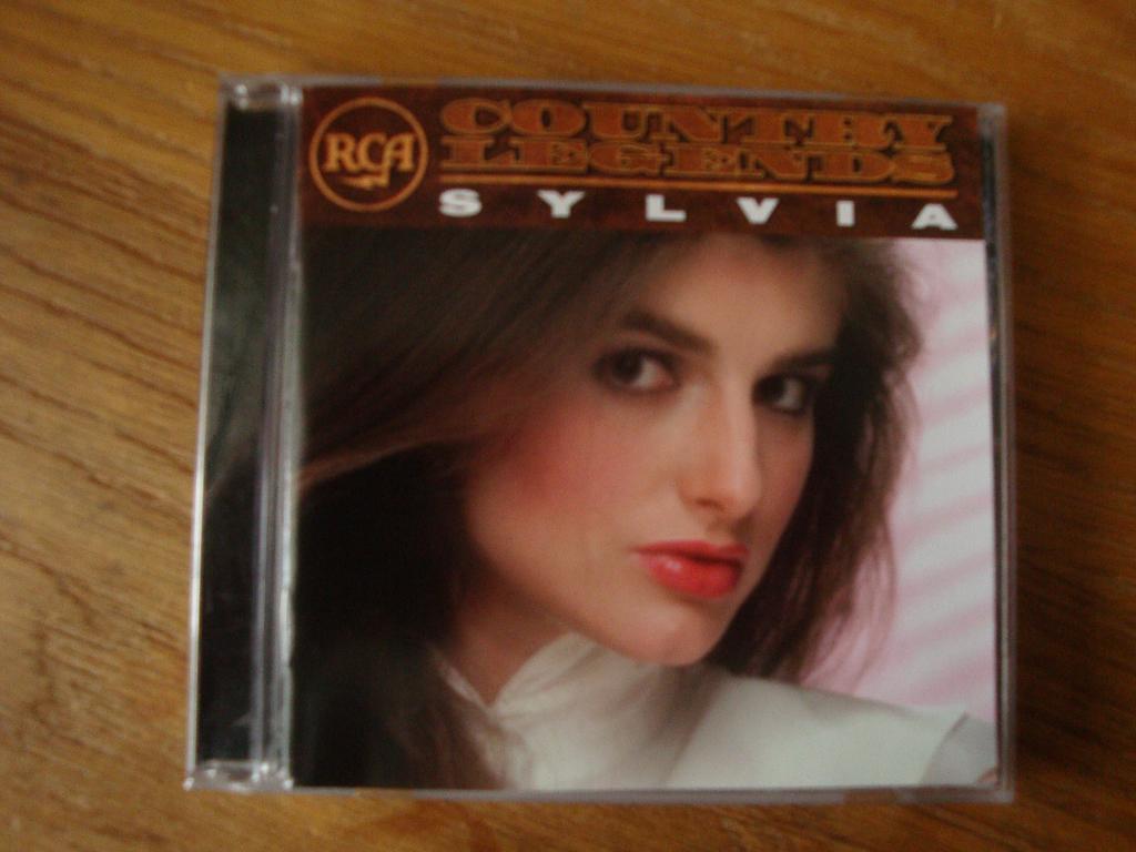 Sylvia - Country Legends, Ophalen of Verzenden, Zo goed als nieuw