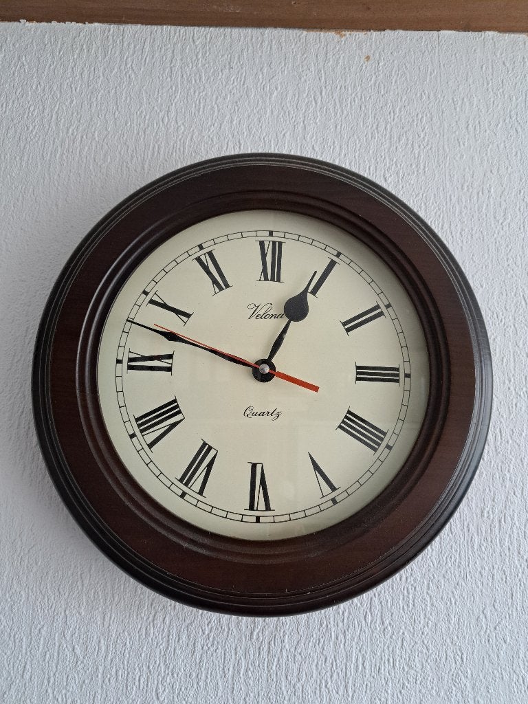 Klok, Ophalen, Wandklok, Zichtbaar uurwerk, Bruin