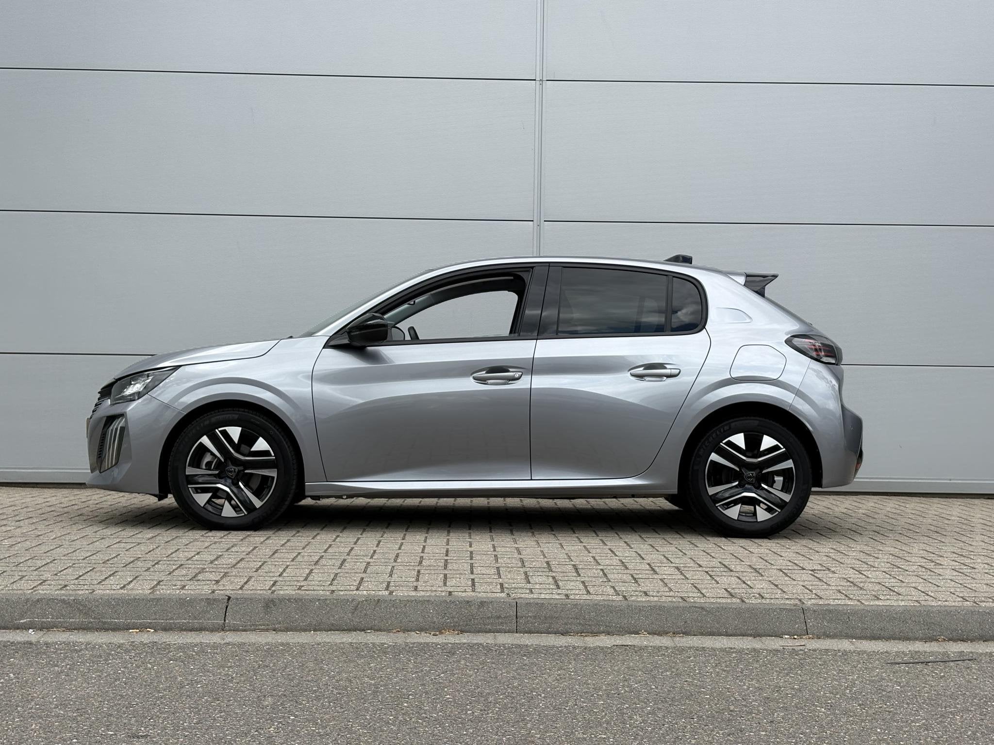 Peugeot 208 1.2 Hybrid 110 e-DCS6 Allure | Cruise Control |, Auto's, Peugeot, 12 maanden, 1195 kg, Gebruikt, 1199 cc