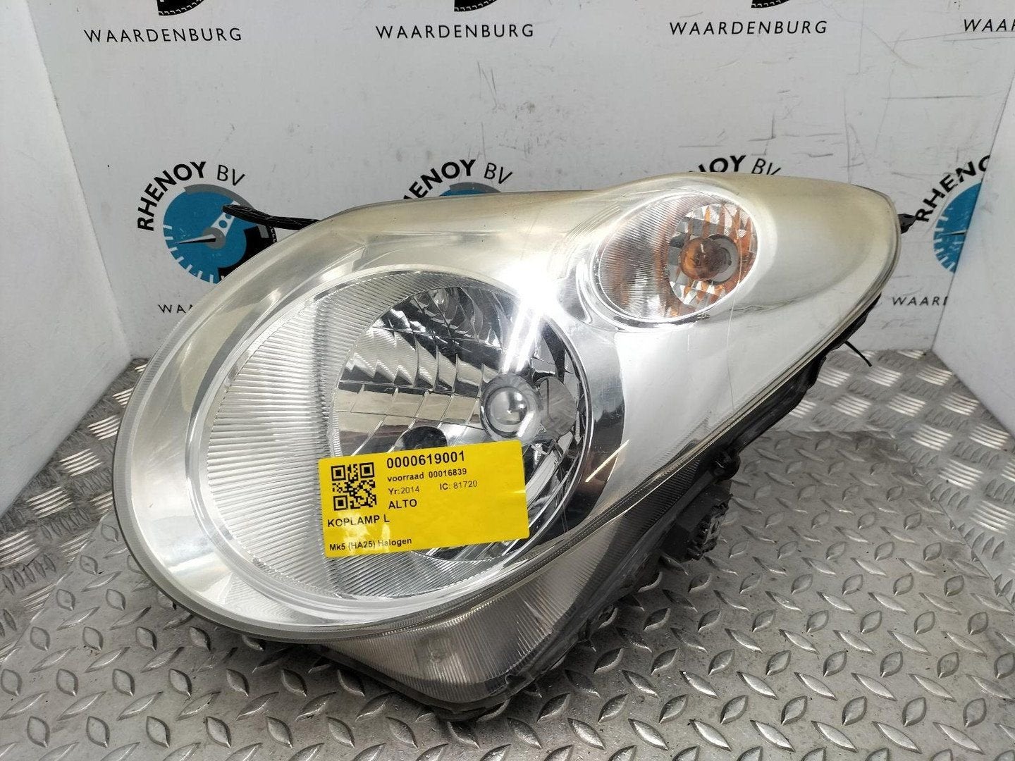 SUZUKI ALTO 1.0 Comfort EASSS  KOPLAMP L 2014, Ophalen of Verzenden, Gebruikt, Stiba lid