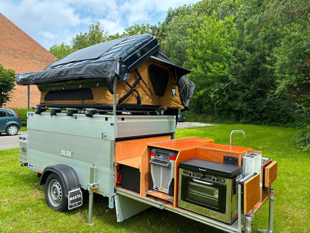 Te koop unieke tenttrailer volledige keuken en off-grid, Beige, Aanwezig, Tot en met 5, Ophalen