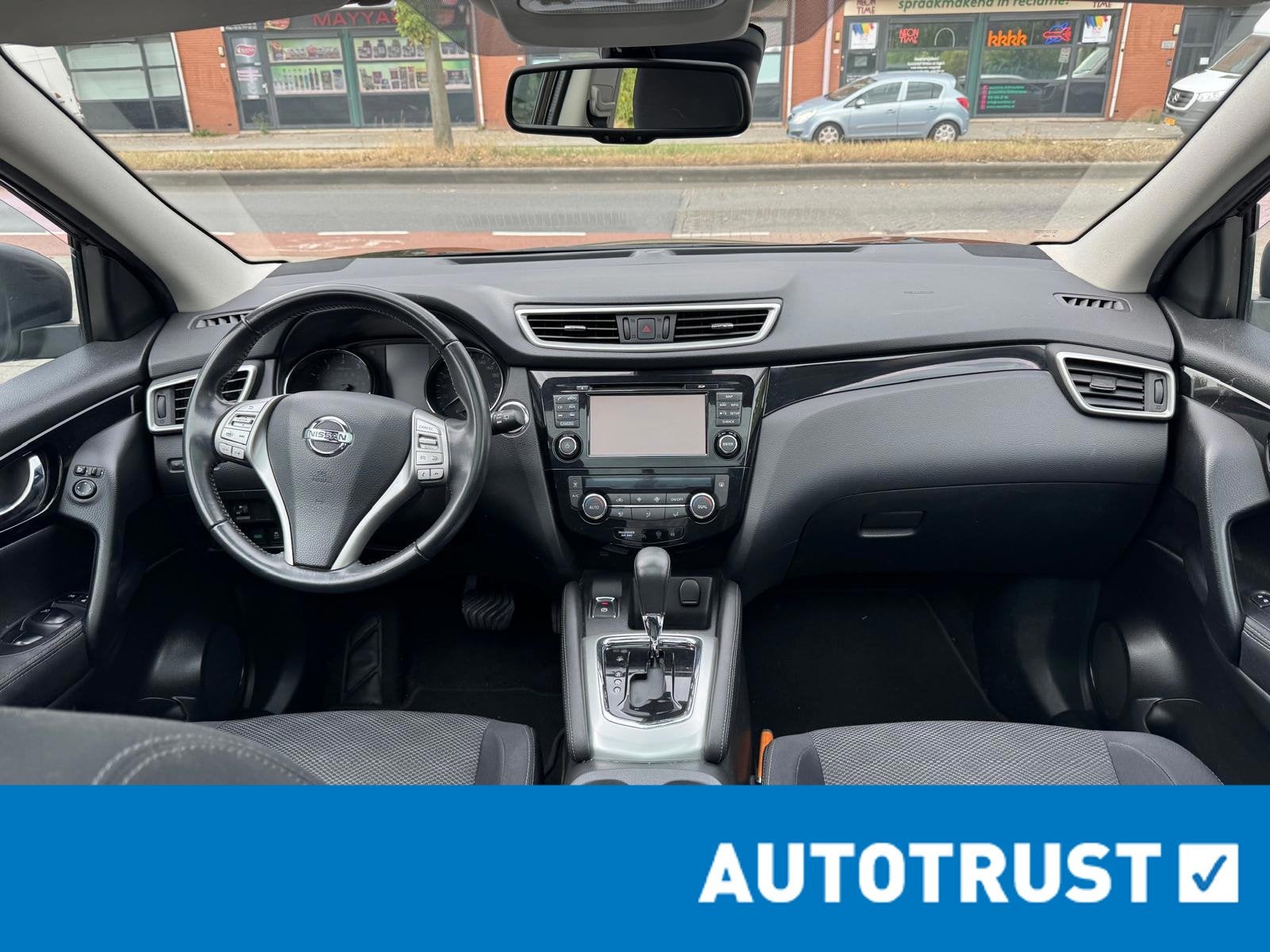 Nissan Qashqai 1.2 Connect Edition/Automaat/2eigenaar, Gebruikt, 4 cilinders, 116 pk, Zwart