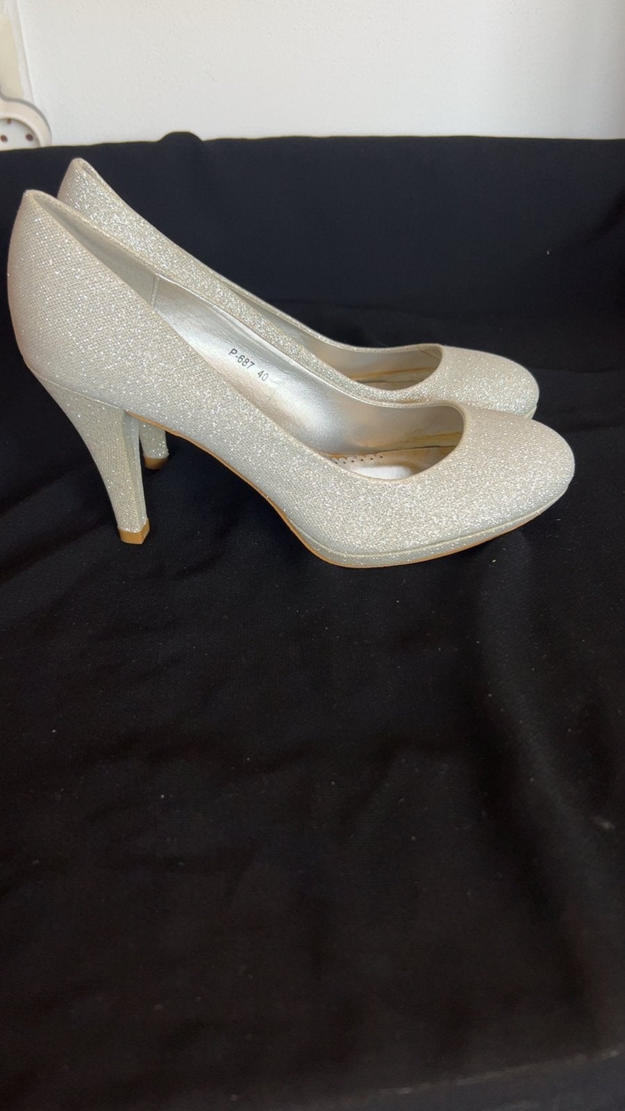 Glitter Pumps Maat 40 - Feestelijke Hakken, Pumps, Wit, Nieuw, Ophalen of Verzenden
