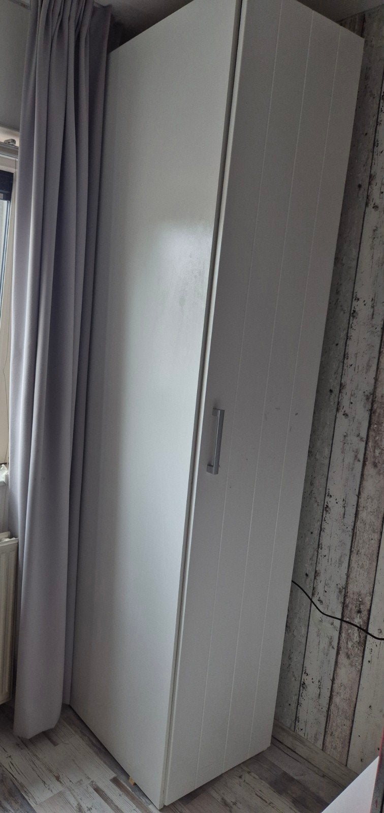 Hoge kledingkast wit, Huis en Inrichting, Kasten | Kledingkasten, Gebruikt, 200 cm of meer, 50 tot 100 cm, Overige houtsoorten