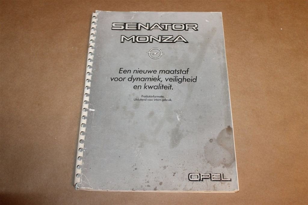 Senator Monza — Opel Interne Productinformatie, Ophalen of Verzenden, Gelezen, Opel