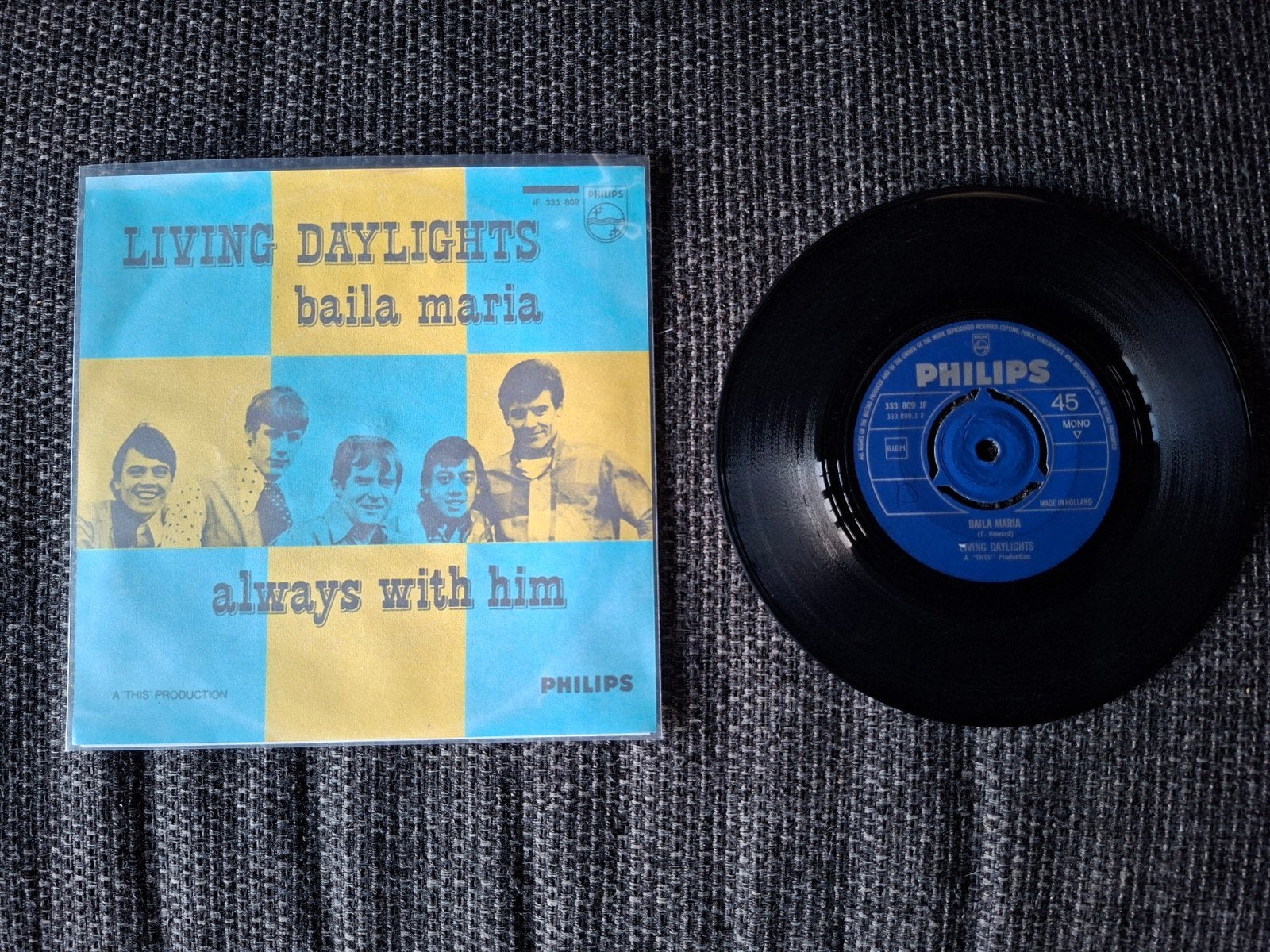 The living daylights baila maria / always with him, Cd's en Dvd's, Ophalen of Verzenden, Gebruikt, Pop