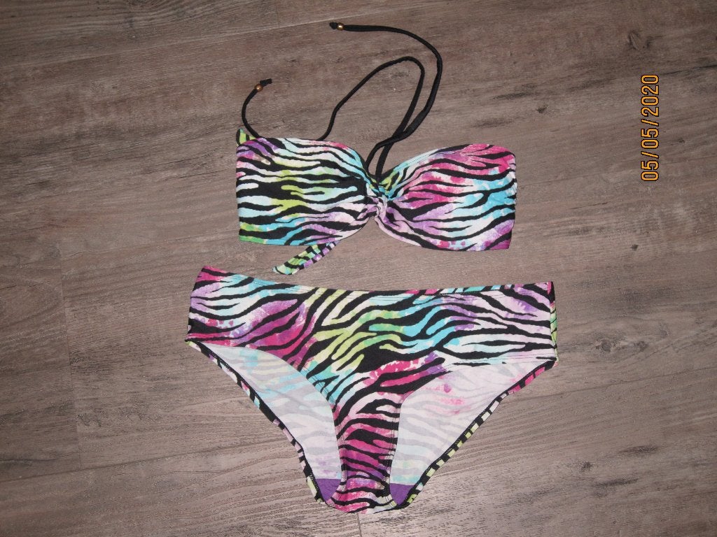 Hunkemöller multicolor bikini maat M, Overige kleuren, Ophalen of Verzenden, Bikini, Hunkemöller