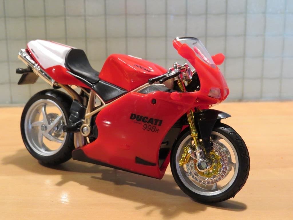 Ducati 998R 1:18 18-51033 bBurago, MayCheong, Nieuw, Ophalen of Verzenden, Motor