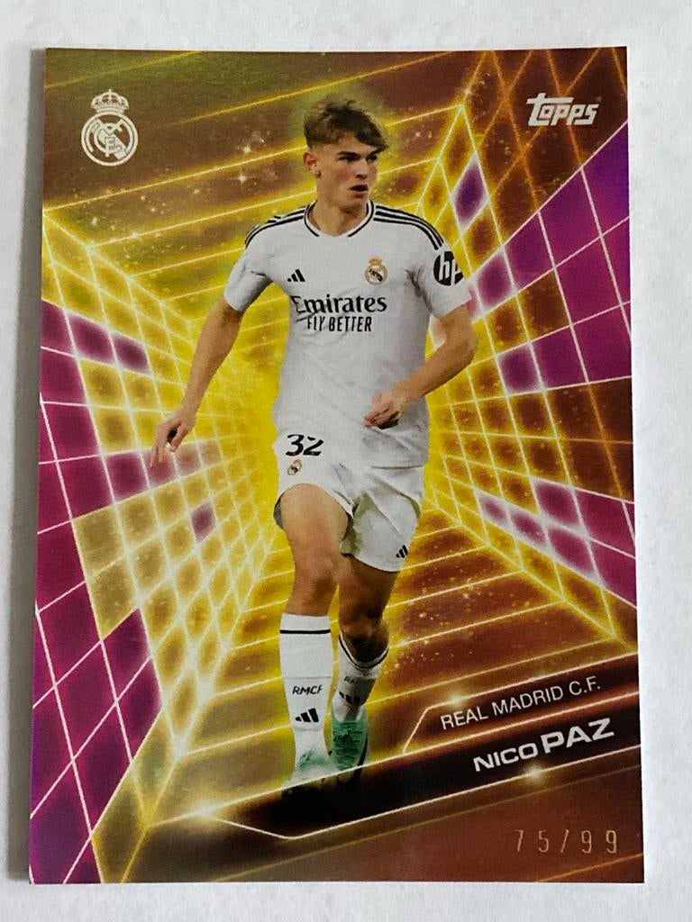 Nico Paz Topps Chrome UCL Gold Refractor 75/99 Real Madrid, Ophalen of Verzenden, Zo goed als nieuw, Buitenlandse clubs, Spelerskaart