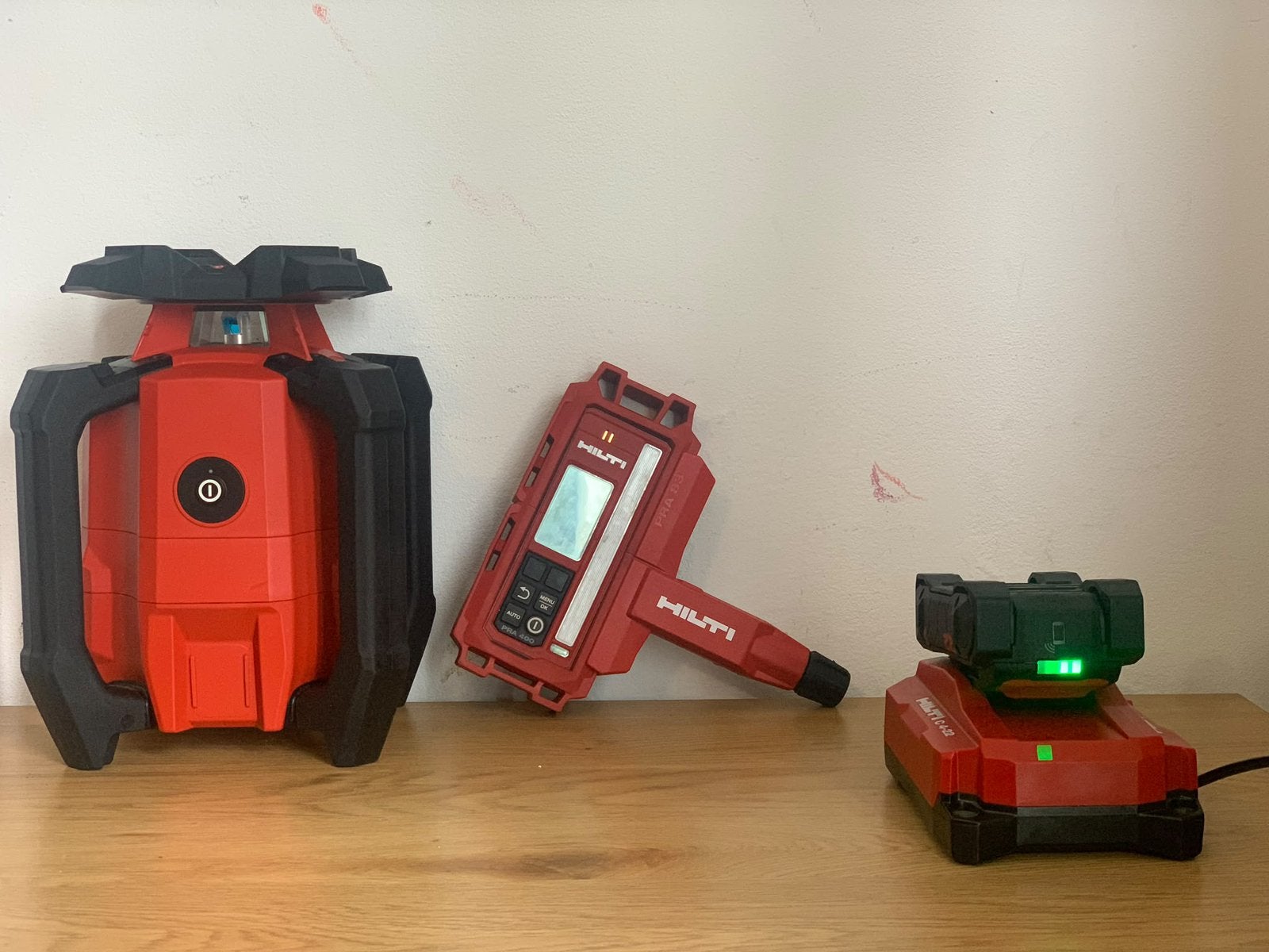 Hilti laser pr40-22 set, Ophalen of Verzenden, Zo goed als nieuw, Afstand