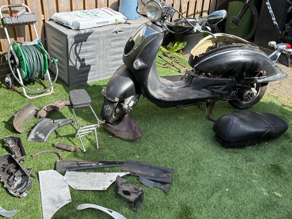 Retro scooter - LINTEX HT50QT-39 - Opknapper/onderdelen, Ophalen, Gebruikt, Maximaal 45 km/u
