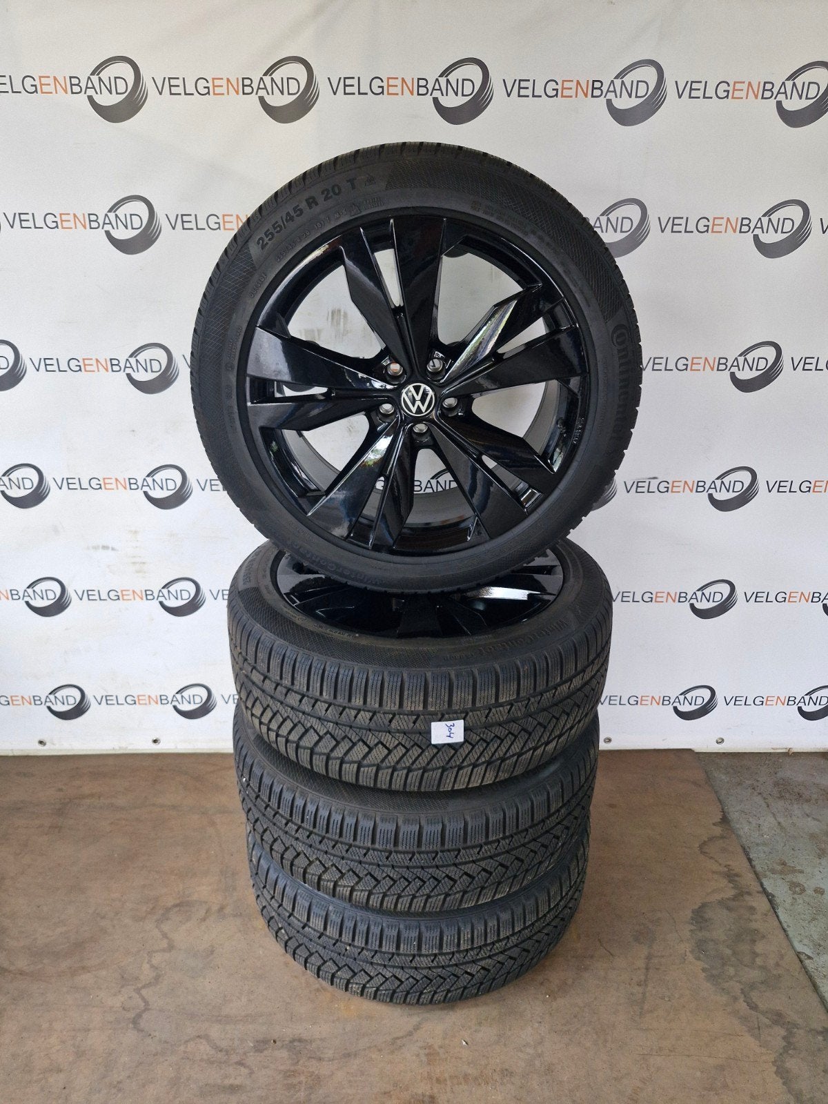 Winterset VW ID4 ID5 Breedset 235 50 20 255 45 20 LOEN, Auto-onderdelen, Banden en Velgen, Banden en Velgen, Winterbanden, 20 inch