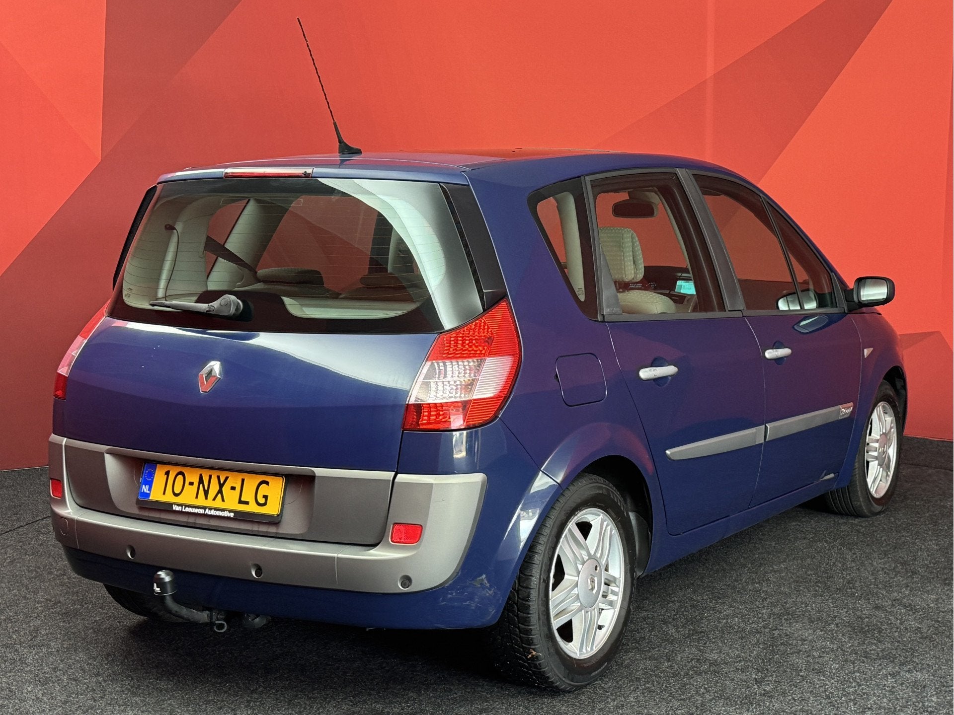 Renault Scénic 2.0-16V Privilège Luxe, Auto's, 1998 cc, 135 pk, Gebruikt, Zwart