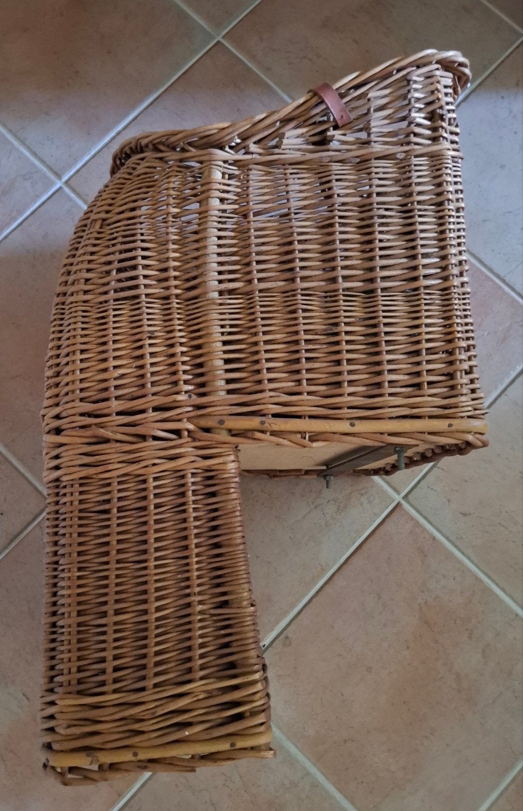 Vintage rieten fietsstoeltje voor kind, Fietsen en Brommers, Ophalen, Gebruikt, Achterzitje