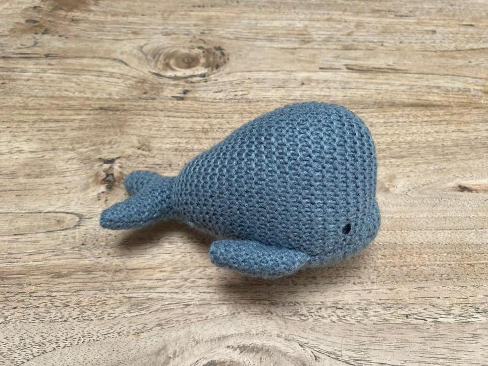 Walvis knuffel gehaakt De kleine walvis, zgan, Ophalen of Verzenden, Zo goed als nieuw