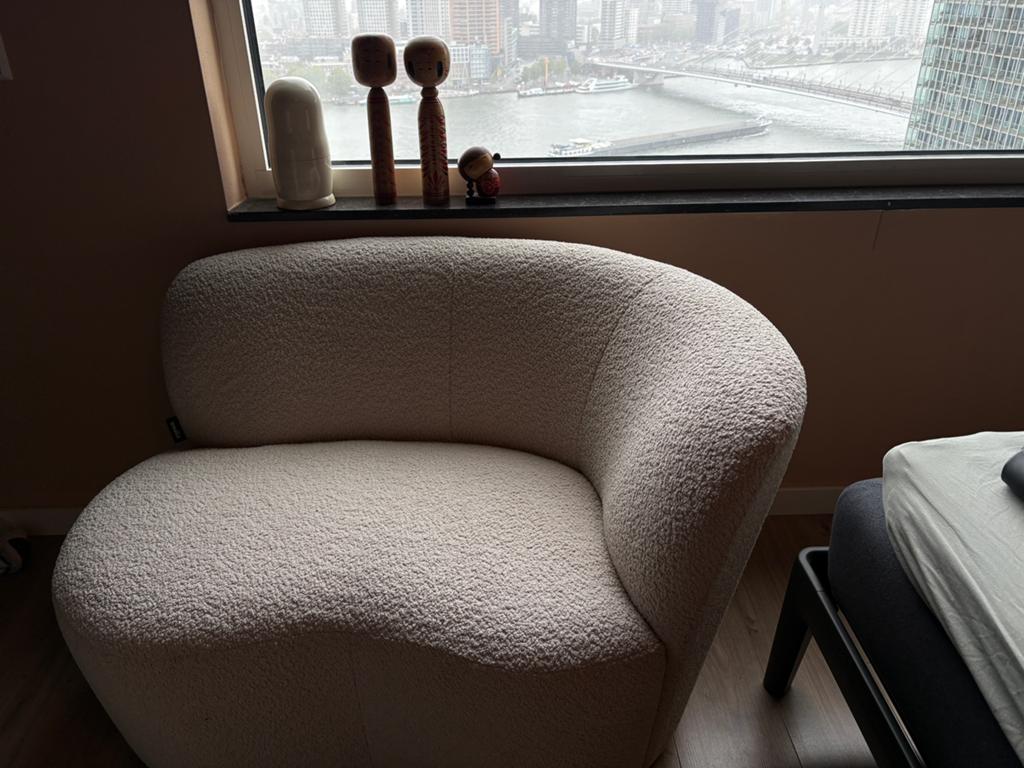 Woood loveseat teddy boucle bankje, Ophalen, Tweepersoons, 75 tot 100 cm, Zo goed als nieuw