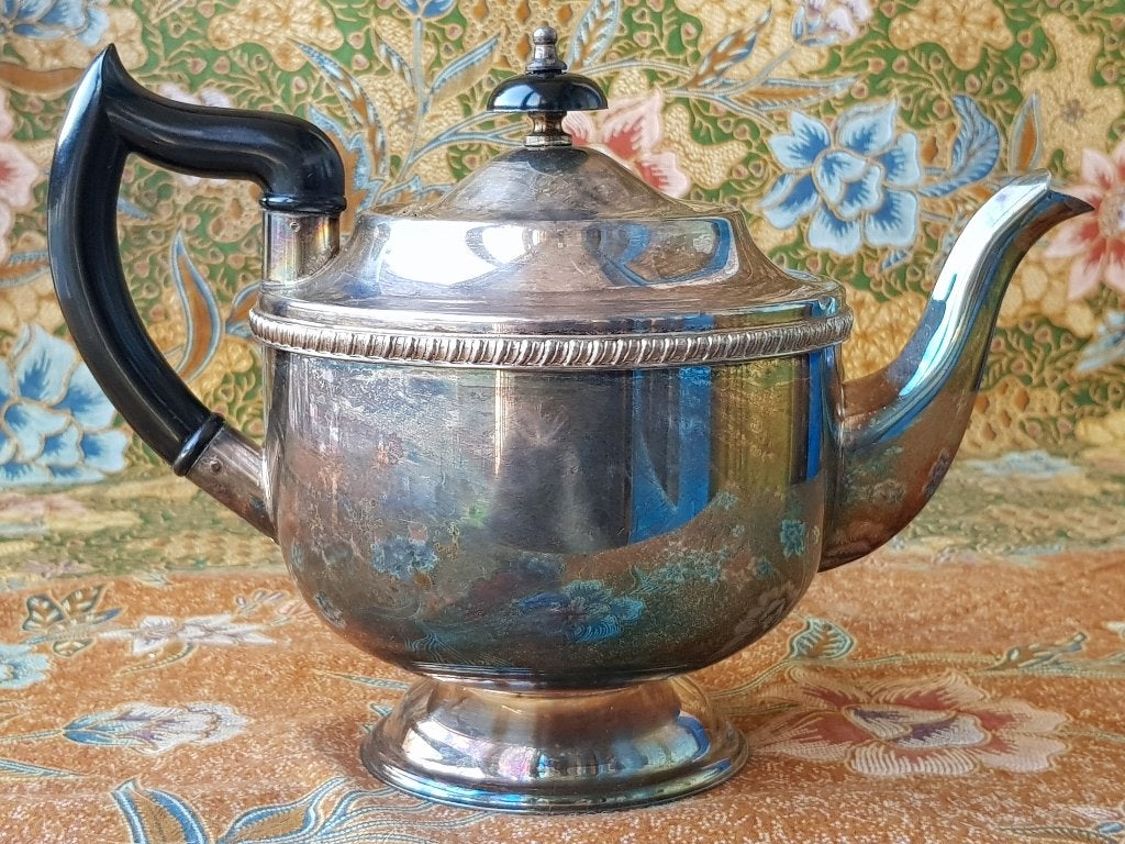 Mooie antieke theepot van Viners silverplate uit Engeland., Ophalen of Verzenden