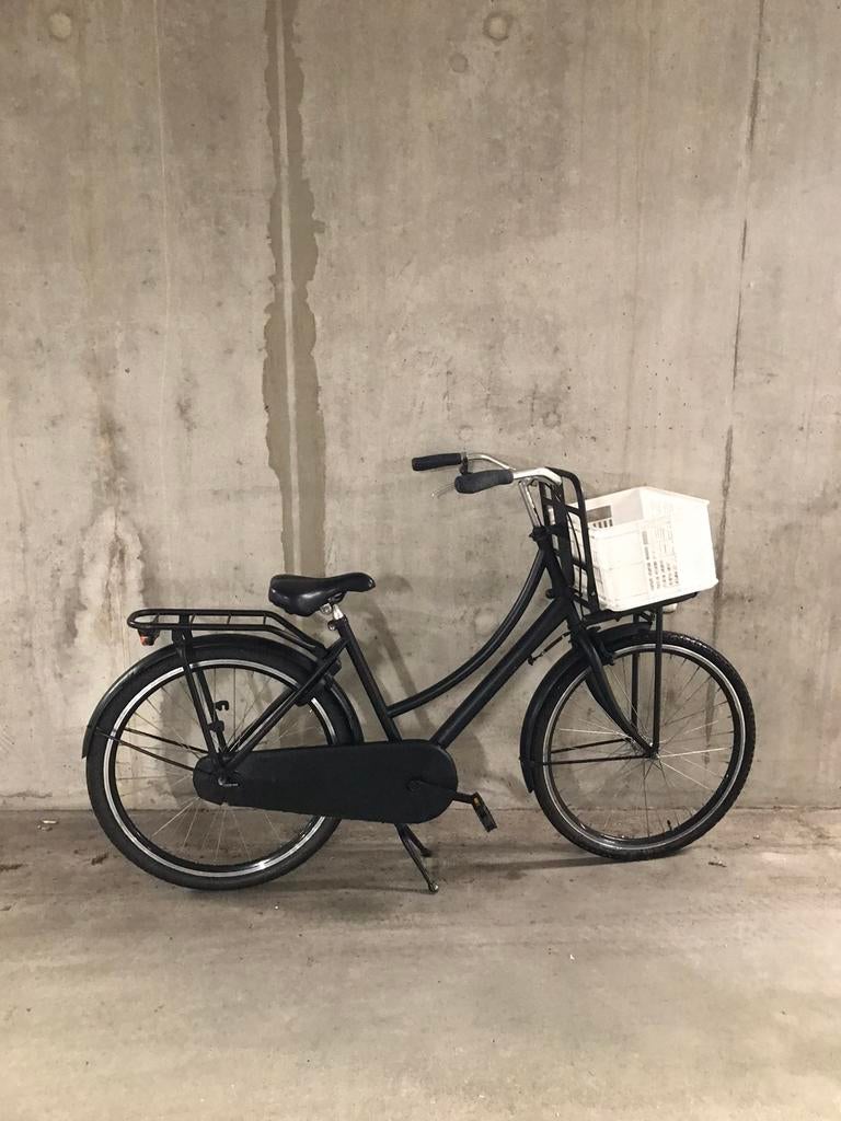 Vogue fiets - goede conditie, Fietsen en Brommers, Fietsen | Meisjes, 26 inch of meer, Vogue, Ophalen of Verzenden, Handrem