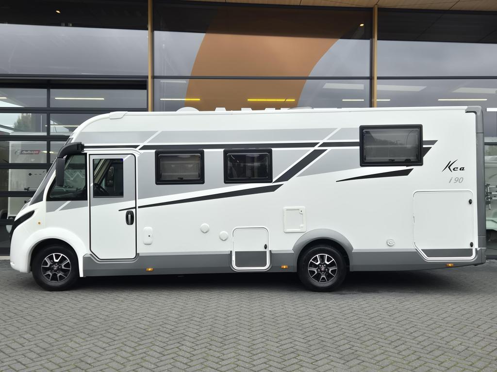 Mobilvetta Kea 90 I Queensbed 160 PK, Chemisch toilet, Bedrijf, Koelkast, Tot en met 4